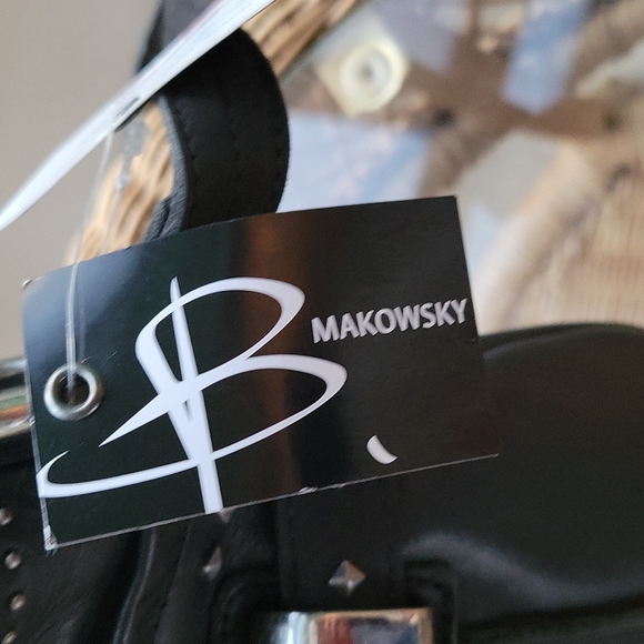 B.Makowsky black leather with silver studs shoulder bag - Picture 4 of 16
